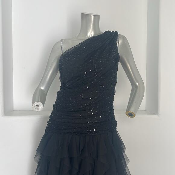 Tadashi Shoji One Shoulder Sequin Mesh Tiered Black Gown Size 6 - Picture 10 of 15